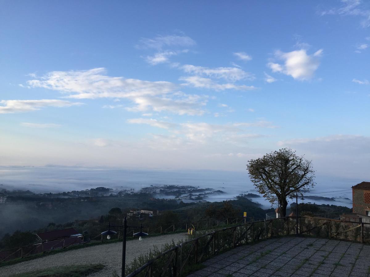 La Dispensa-Bio Agriturismo Lamporecchio Dış mekan fotoğraf